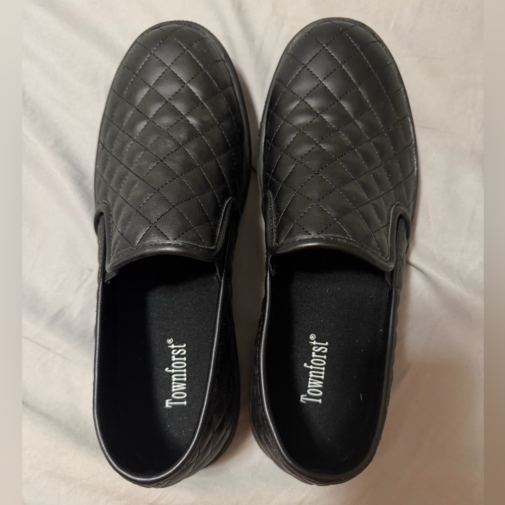 Black Quilted Women’s Loafers